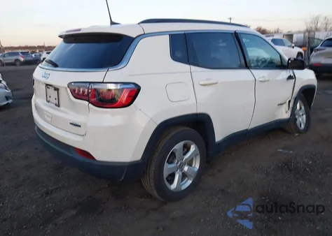 2019 Jeep Compass Latitude 4X4 from USA, damaged, VIN 3C4NJDBB6KT697057
